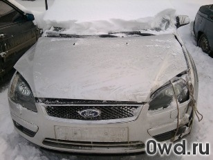 Битый автомобиль Ford Focus