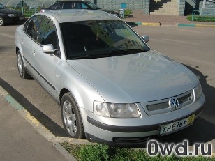 Битый автомобиль Volkswagen Passat