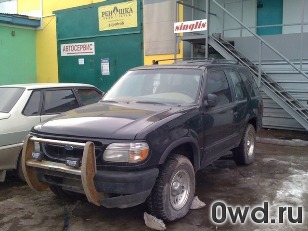 Битый автомобиль Ford Explorer