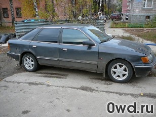 Битый автомобиль Ford Scorpio