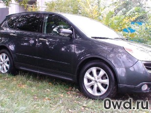 Битый автомобиль Subaru Tribeca