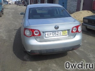 Битый автомобиль Volkswagen Jetta